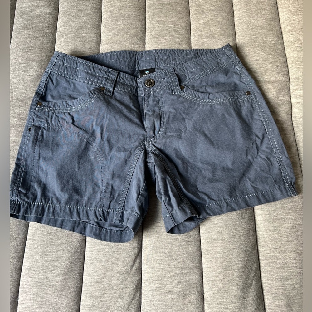 Cotton short with pockets by Kuhl